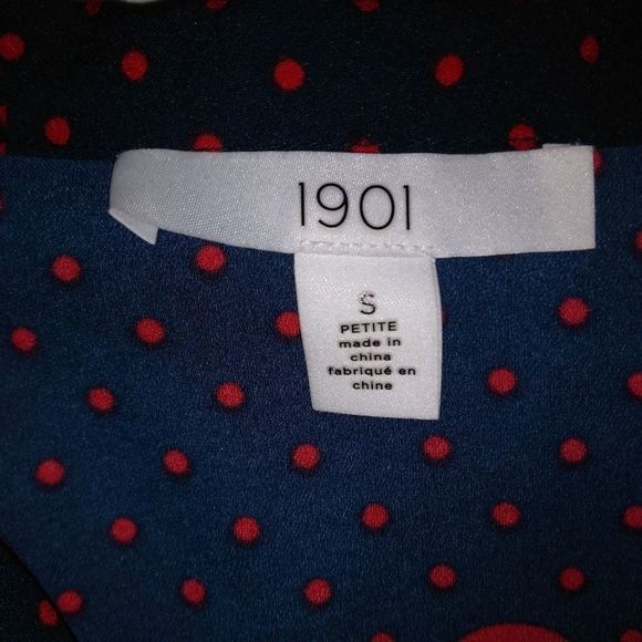 1901 Black and Red Shirt 🍒 - Picture 4 of 6